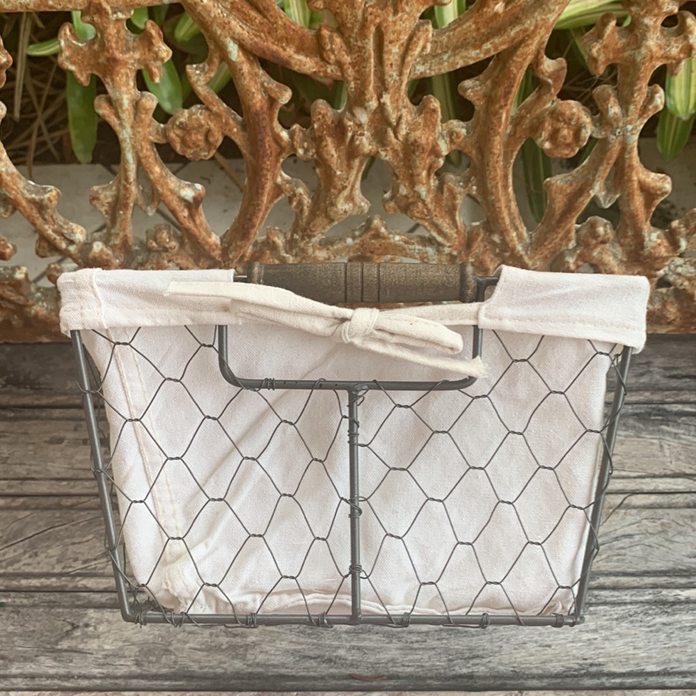Farmhouse Chickenwire Lined Basket - Picture 9 of 10